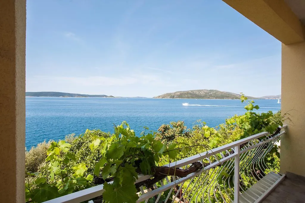 Villa Vesna Private Beach Donji Okrug   Donji Okrug (Ciovo)