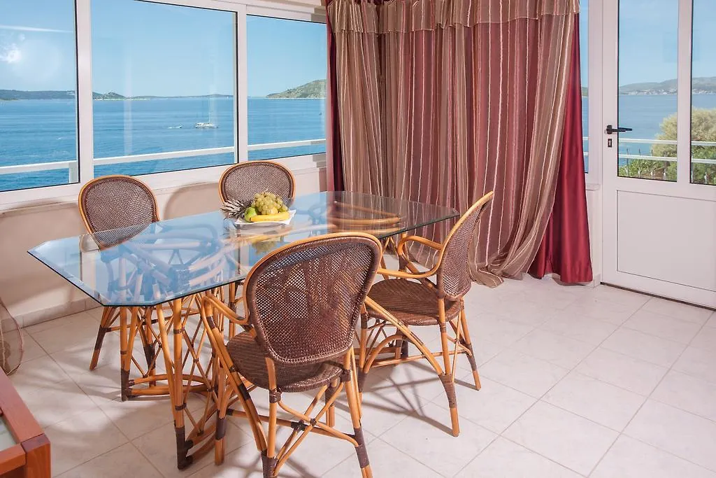 Villa Vesna Private Beach Donji Okrug  Croatia